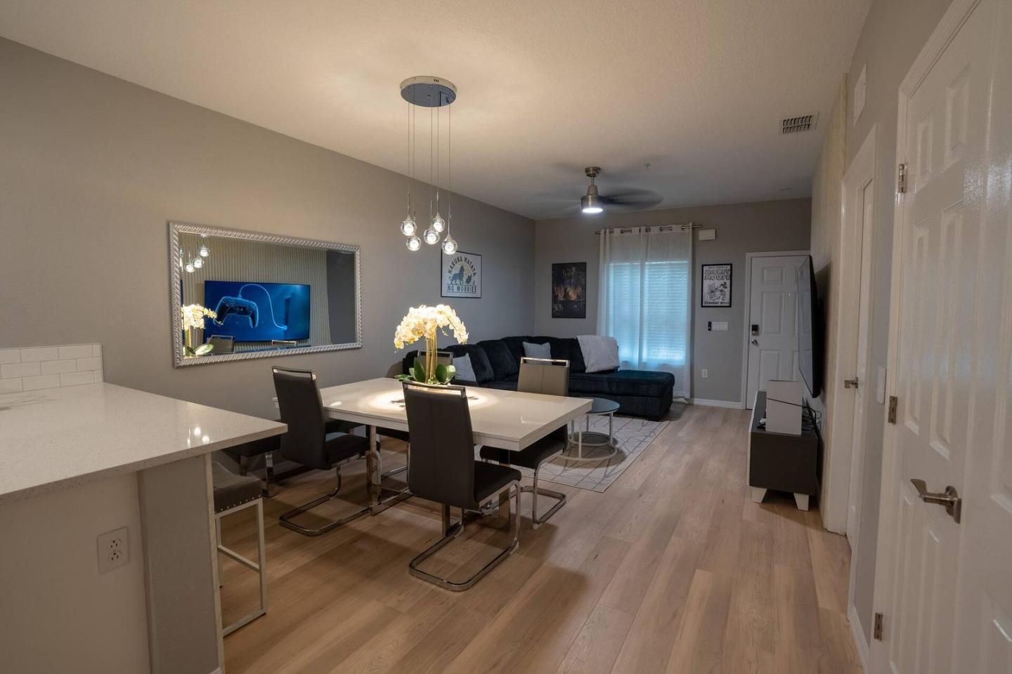 Cozy Three Bedroom — Dining Room